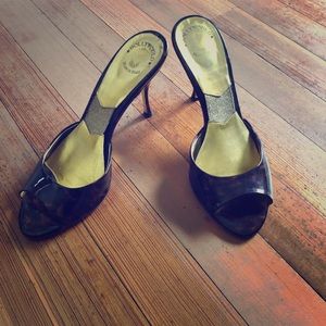 Hollywood brand tortoise heels — worn 3X, $350 new